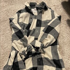 American Eagle Outfitters Black and Cream Flannel Shirt